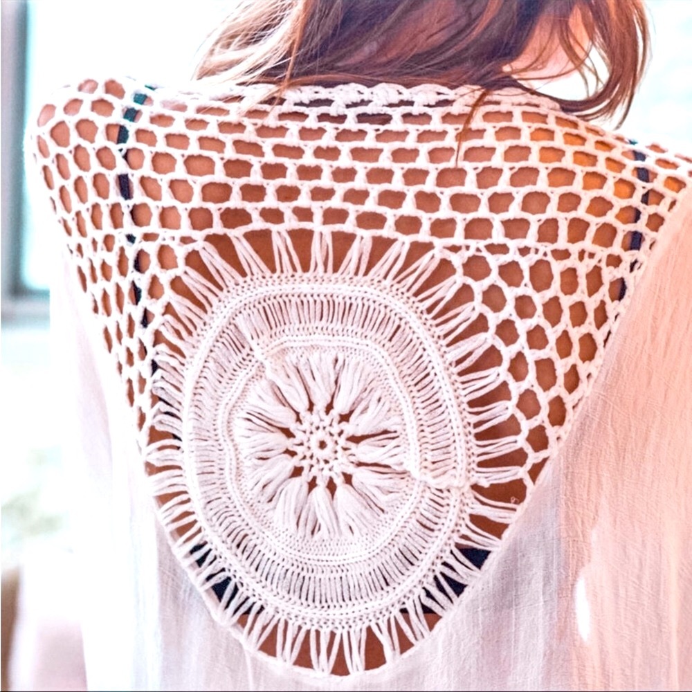 Crochet Medallion Tassel Kimono Top Ivory - Picture 1 of 4